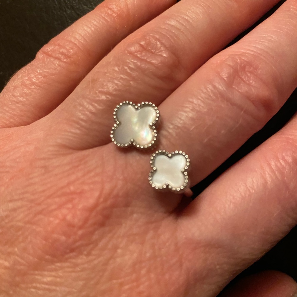 NWT Silver ring - Picture 9 of 9